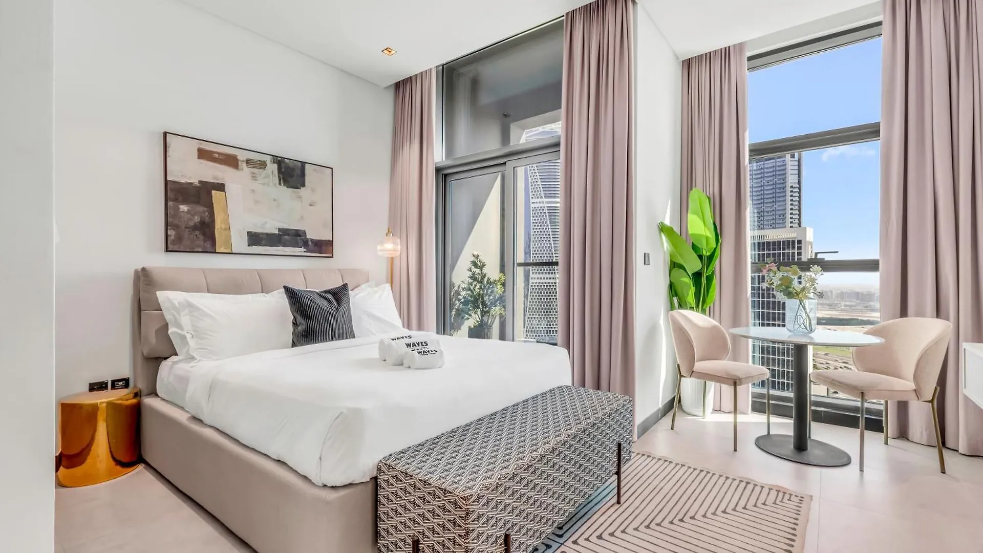 Waves - Modern Studio With Balcony In Business Bay Дубай