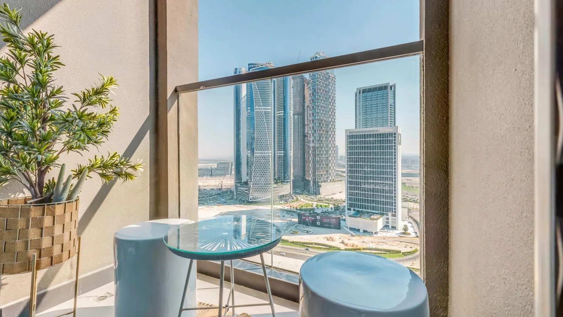 Waves - Modern Studio With Balcony In Business Bay Дубай Апартаменты